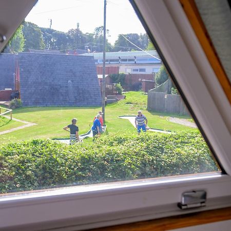Escape To A Clifftop Chalet With Pool And Tennis Onsite - 1A Kingsdown Holiday Park Exteriör bild