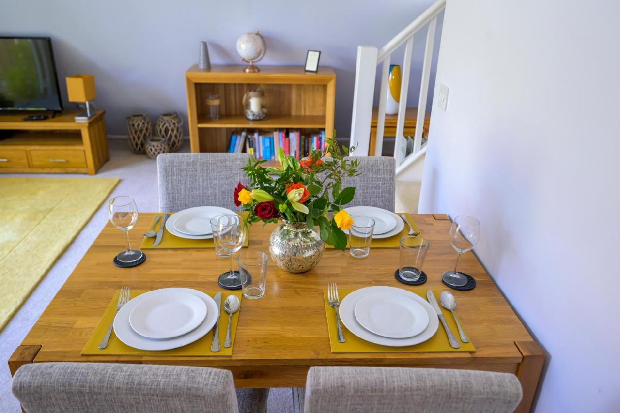 Escape To A Clifftop Chalet With Pool And Tennis Onsite - 1A Kingsdown Holiday Park Exteriör bild