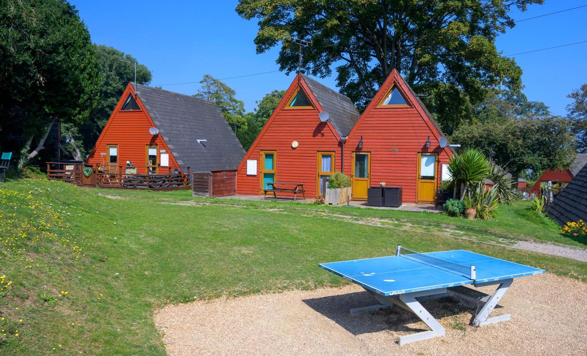 Escape To A Clifftop Chalet With Pool And Tennis Onsite - 1A Kingsdown Holiday Park Exteriör bild